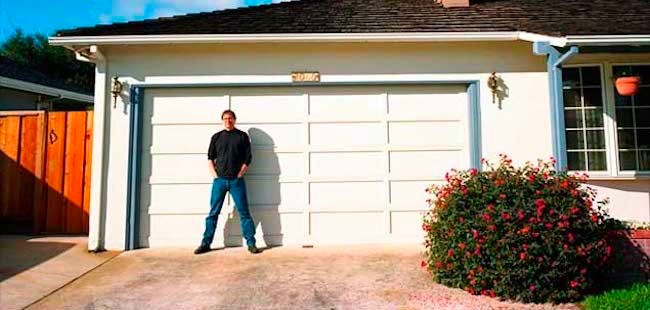 AI大模型创业潮爆发，百度10亿惠生态