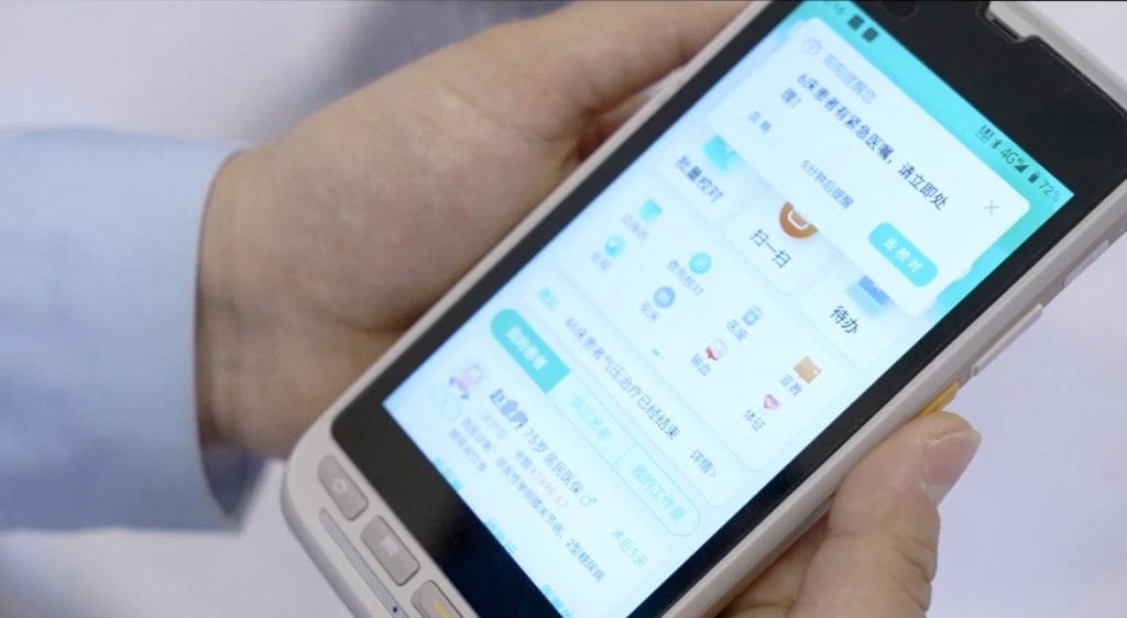 大模型降价潮背后:拐点还没来,跑通商业模式的公司已迎来红利窗口期 大模型降价潮背后:拐点还没来,跑通商业模式的公司已迎来红利窗口期