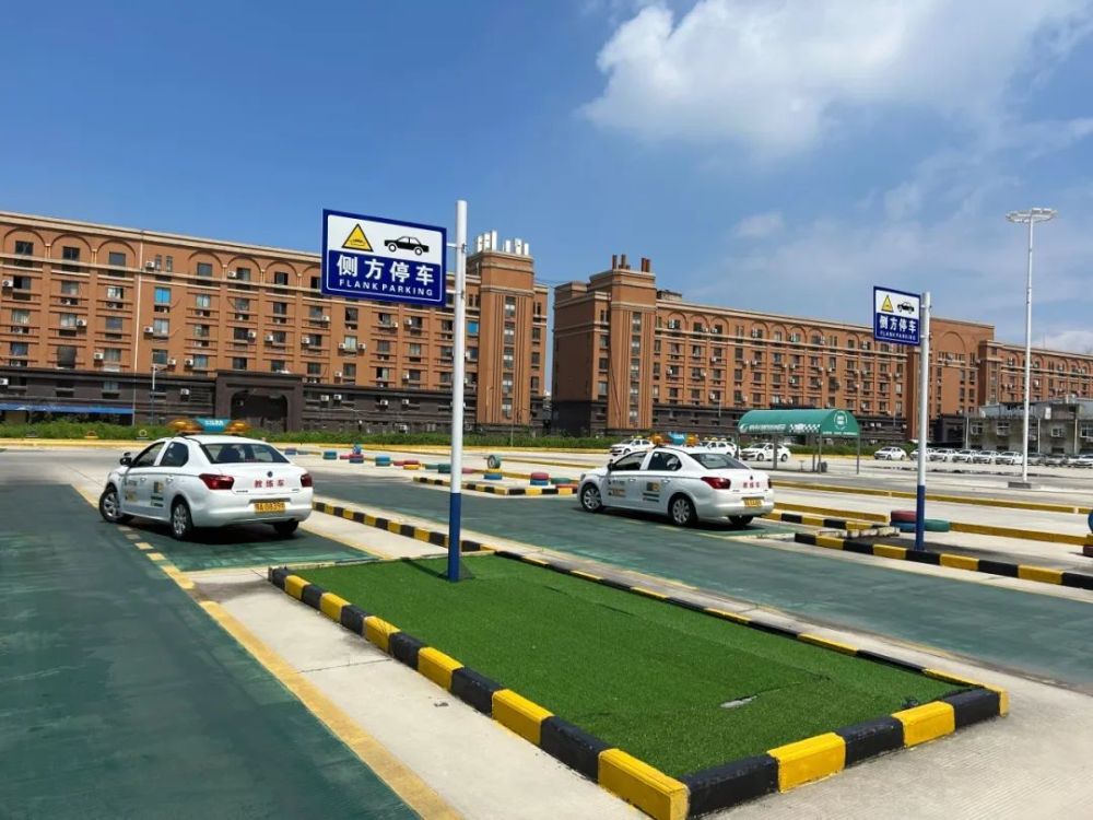 “AI教练”上线! 黄陂开启学车新体验 “AI教练”上线! 黄陂开启学车新体验