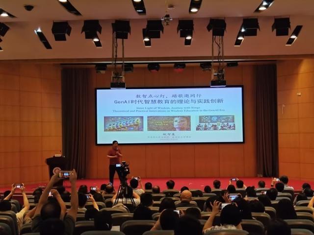 从小数据到大模型 希沃“人工智能+教育”应用初显成效 从小数据到大模型 希沃“人工智能+教育”应用初显成效
