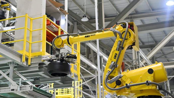 人工智能时代,产业工人如何更有作为、更有地位?