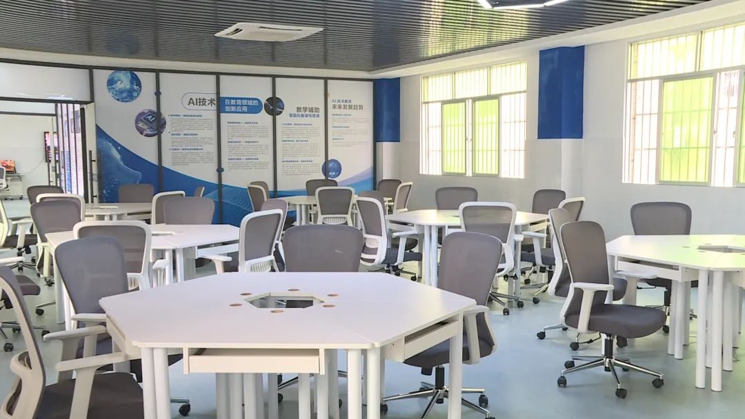 【百校联百县助力“百千万工程”】赋能教育,智启未来!龙川县人工智能教育新篇开启~