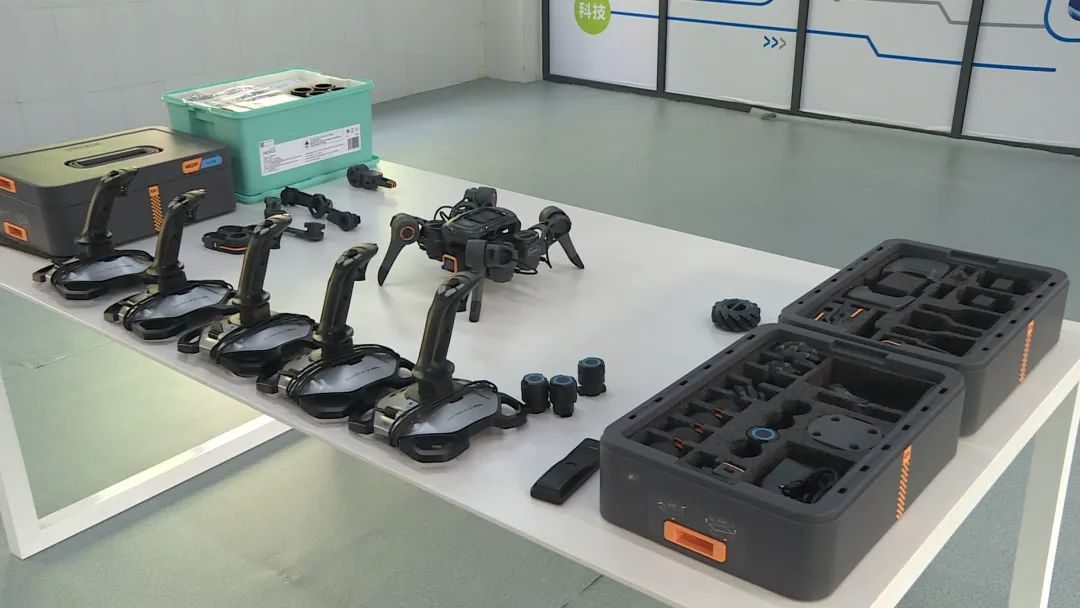 【百校联百县助力“百千万工程”】赋能教育,智启未来!龙川县人工智能教育新篇开启~