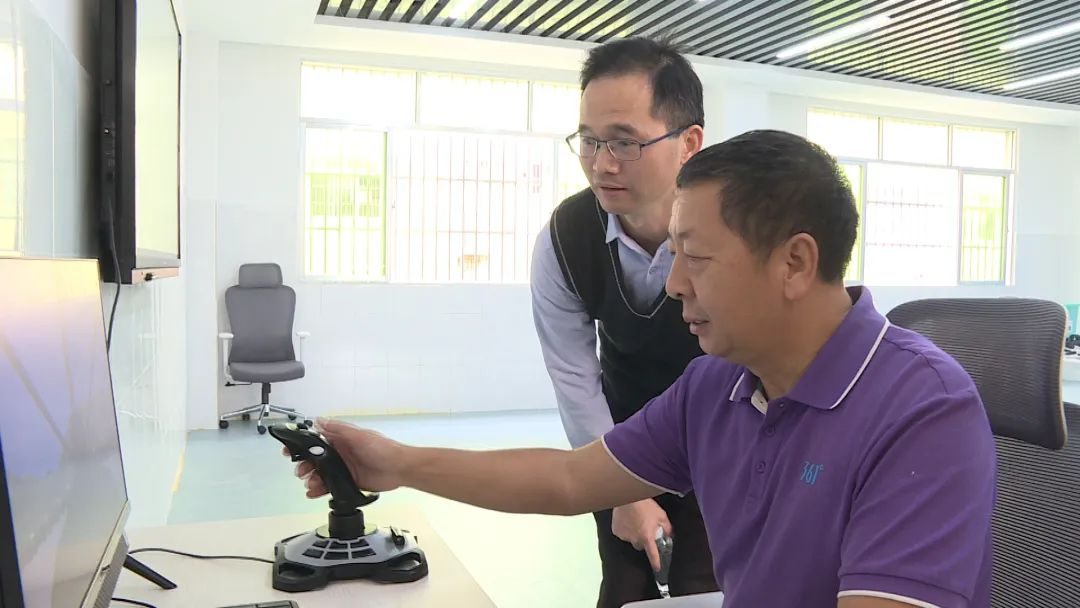 【百校联百县助力“百千万工程”】赋能教育,智启未来!龙川县人工智能教育新篇开启~