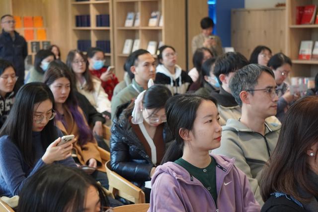 人工智能时代,编辑这一传统职业面临怎样的“变”与“不变” 人工智能时代,编辑这一传统职业面临怎样的“变”与“不变”