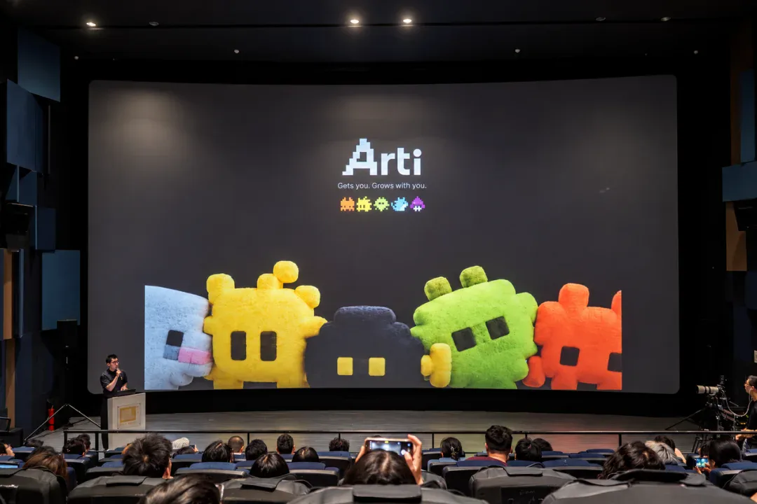 实测 Lovart 2.0 ,设计 AI 进入个人助理时代 实测 Lovart 2.0 ,设计 AI 进入个人助理时代